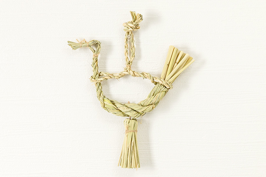 南天と柘植のいわみのしめ縄 tori01.jpg